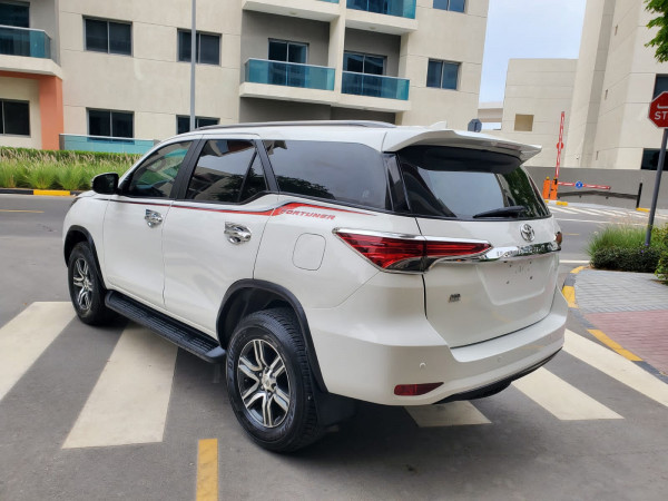 Toyota Fortuner 2020  White LHD Petrol AT SUV 4WD