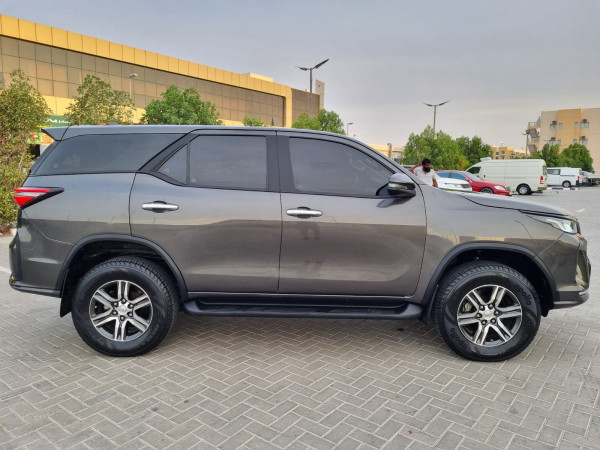 Toyota Fortuner 2019  Grey LHD Gasoline AT SUV 4WD view 13