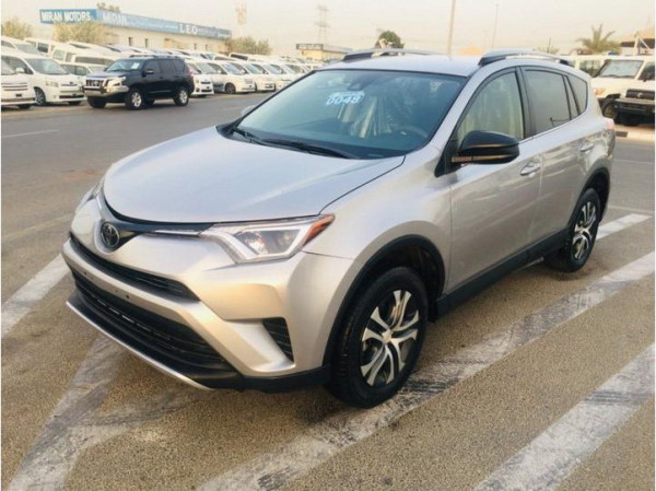 Toyota RAV 4 2018  Silver LHD Gasoline AT SUV 2WD view 2