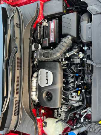 Hyundai Kona 2020/ Red LHD Gasoline AT SUV Other view 5