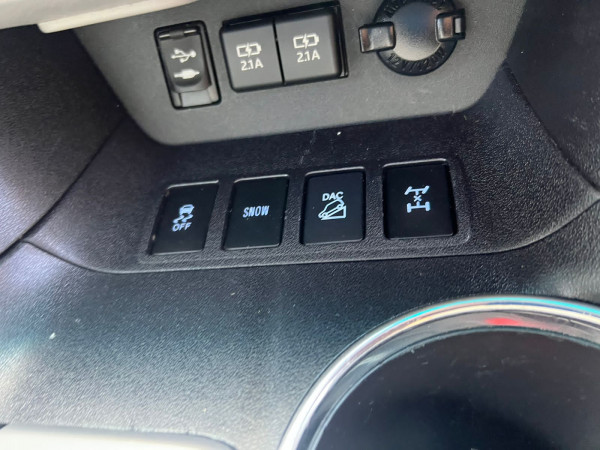 Toyota Highlander 2018/ Black LHD Petrol AT SUV 4WD view 7