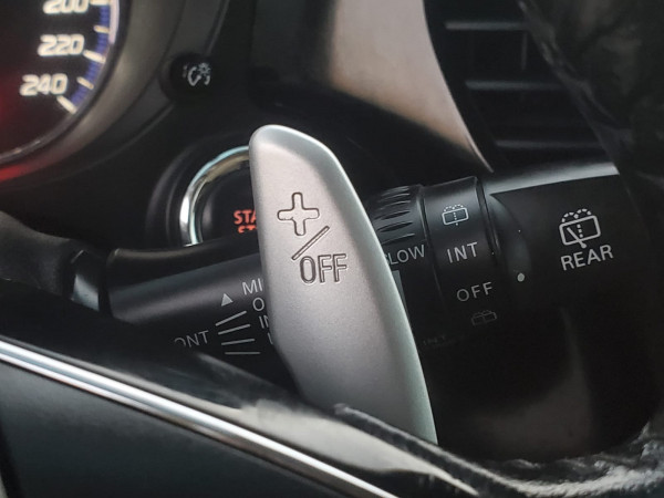Mitsubishi Outlander 2016/ Red LHD Petrol AT SUV 4WD view 6