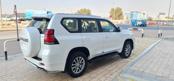 Toyota Prado 2020/ White LHD Petrol AT SUV 4WD view 6