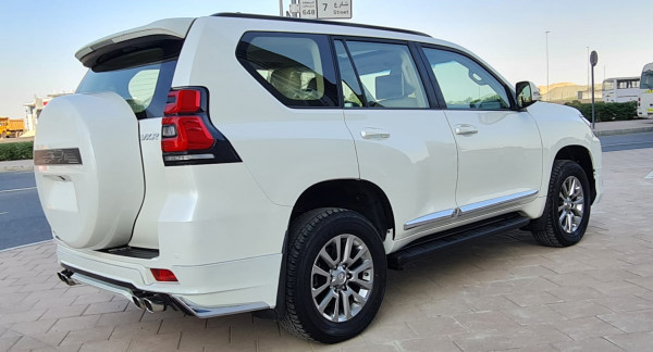 Toyota Prado 2020/ White LHD Petrol AT SUV 4WD view 9