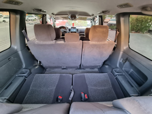 Toyota LAND CRUISER PRADO 2006  Silver LHD Petrol AT SUV 4WD view 2