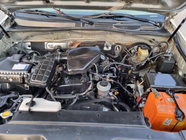 Toyota LAND CRUISER PRADO 2006  Silver LHD Petrol AT SUV 4WD view 12