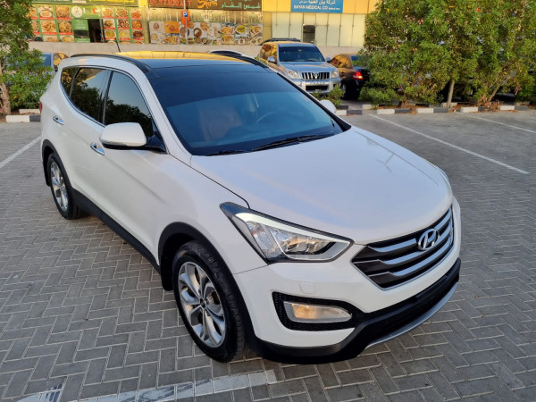 Hyundai Santa Fe 2015/ White LHD Gasoline AT SUV 4WD view 12