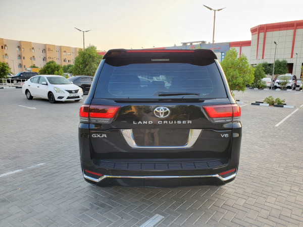 Toyota Land Cruiser 2014/ Black LHD Petrol AT SUV 4WD