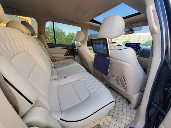 Toyota Land Cruiser 2014/ Black LHD Petrol AT SUV 4WD view 8
