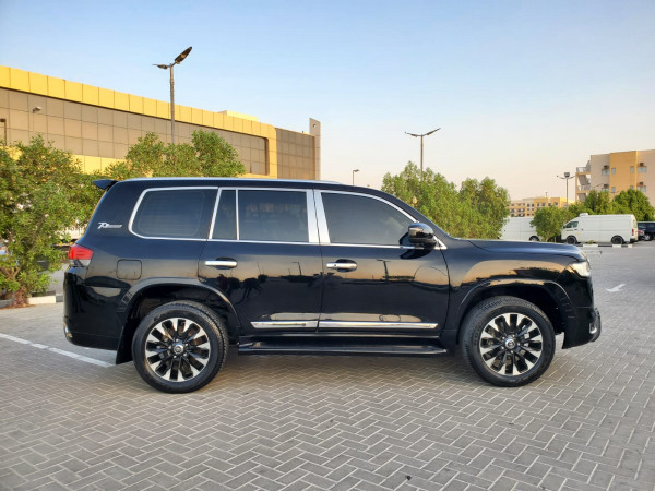 Toyota Land Cruiser 2014/ Black LHD Petrol AT SUV 4WD view 13