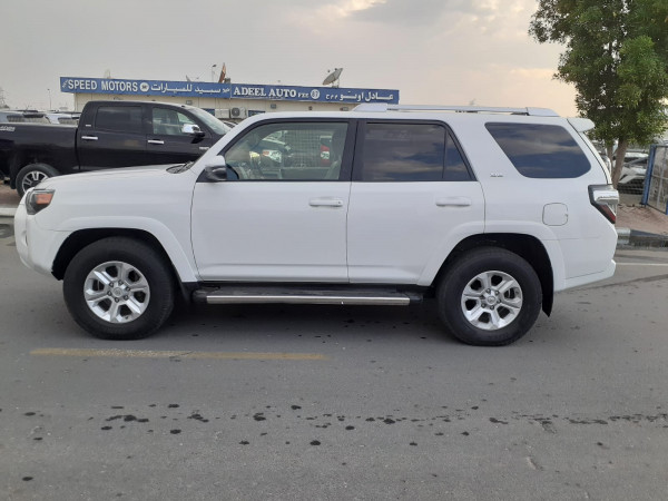 Toyota 4-Runner 2016/ White LHD Petrol AT SUV 4WD view 8