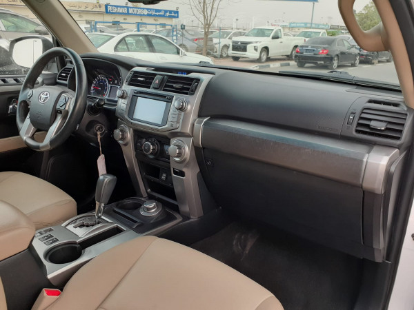 Toyota 4-Runner 2016/ White LHD Petrol AT SUV 4WD view 15