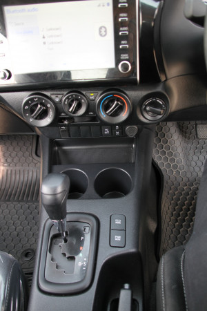 Toyota Hilux 2021  Grey RHD Diesel AT Pickup 4WD view 7