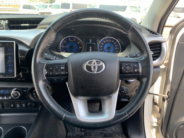 Toyota Hilux 2017  White RHD Diesel AT Pickup 4WD view 14