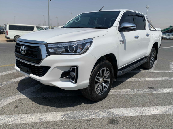 Toyota Hilux 2017  White RHD Diesel AT Pickup 4WD view 18