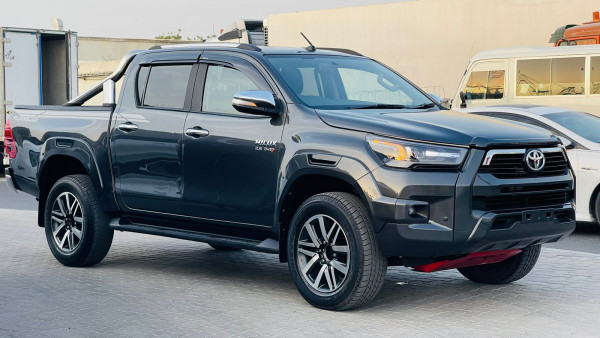 Toyota Hilux 2016/ Grey RHD Diesel AT Pickup 4WD view 6
