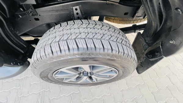 Toyota Hilux 2016/ Grey RHD Diesel AT Pickup 4WD view 11