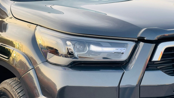 Toyota Hilux 2016/ Grey RHD Diesel AT Pickup 4WD view 15