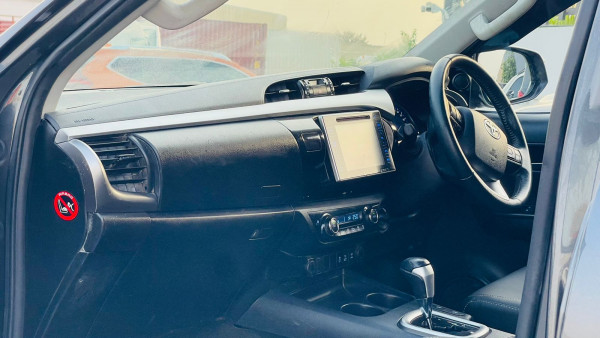 Toyota Hilux 2016/ Grey RHD Diesel AT Pickup 4WD view 17