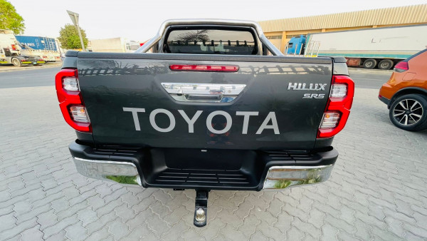 Toyota Hilux 2016/ Grey RHD Diesel AT Pickup 4WD view 19