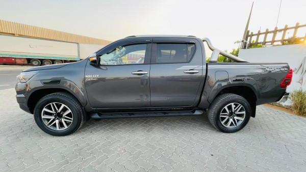 Toyota Hilux 2016/ Grey RHD Diesel AT Pickup 4WD view 21
