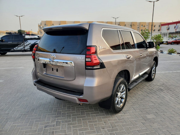 Toyota LAND CRUISER PRADO 2010  Bronze LHD Petrol AT SUV 4WD view 16