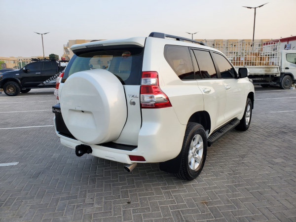 Toyota LAND CRUISER PRADO 2014/ White LHD Petrol AT SUV 4WD