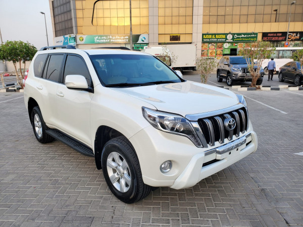 Toyota LAND CRUISER PRADO 2014/ White LHD Petrol AT SUV 4WD view 19