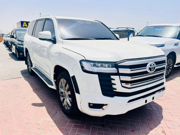 Toyota Land Cruiser 2010  White LHD Petrol AT SUV 4WD view 8