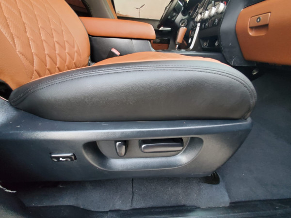 Toyota Tundra 2007  Black LHD Petrol AT Pickup 4WD view 8