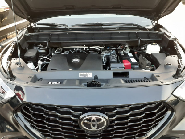 Toyota Highlander 2021/ Black LHD Petrol AT SUV Other view 15