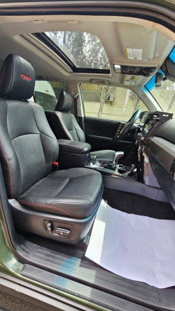 Toyota 4-Runner 2020  Green LHD Petrol AT SUV 4WD view 15