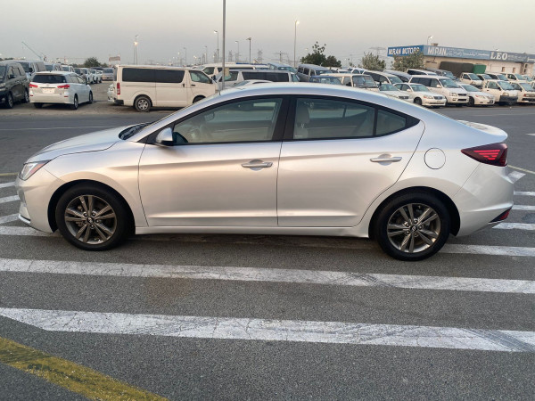 Hyundai Elantra 2019/ Silver LHD Gasoline AT Sedan 2WD view 7