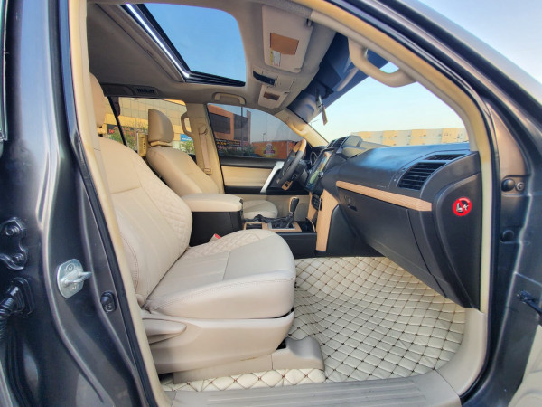 Toyota LAND CRUISER PRADO 2011/ Grey LHD Petrol AT SUV 4WD view 6
