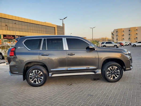 Toyota LAND CRUISER PRADO 2011/ Grey LHD Petrol AT SUV 4WD view 16