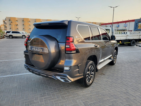 Toyota LAND CRUISER PRADO 2011/ Grey LHD Petrol AT SUV 4WD view 17