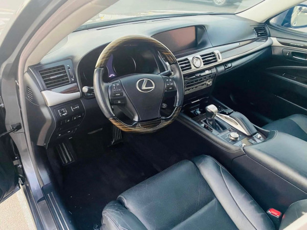 Lexus LS 460 2016/ Grey LHD Gasoline AT Sedan Other view 10