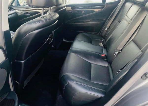 Lexus LS 460 2016/ Grey LHD Gasoline AT Sedan Other view 11