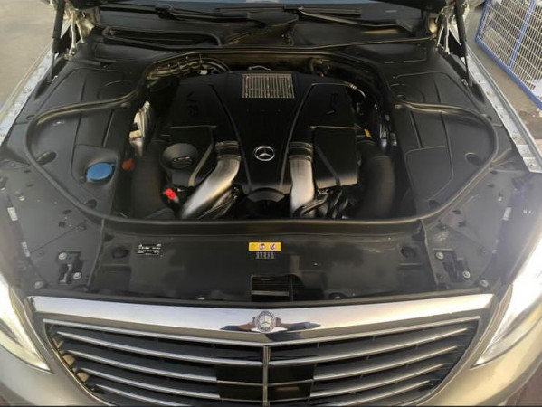 Mercedes-Benz S 550 2014/ Silver Metalic LHD Gasoline AT Sedan 2WD view 4