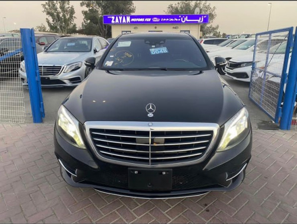 Mercedes-Benz S 550 2014  Black LHD Gasoline AT Sedan 2WD view 5