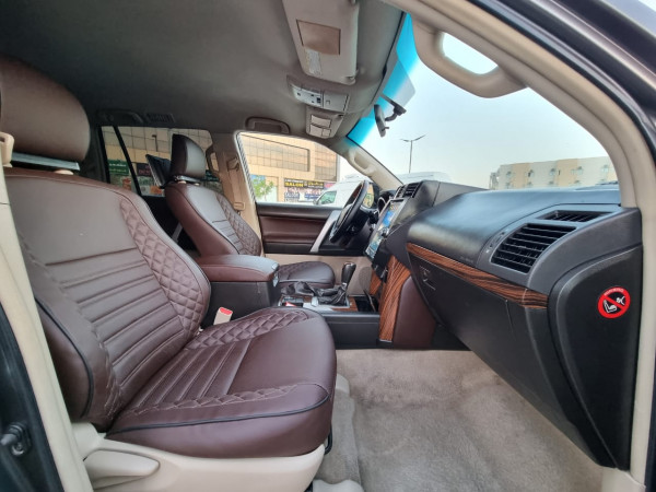Toyota LAND CRUISER PRADO 2011  Grey LHD Petrol AT SUV 4WD view 3