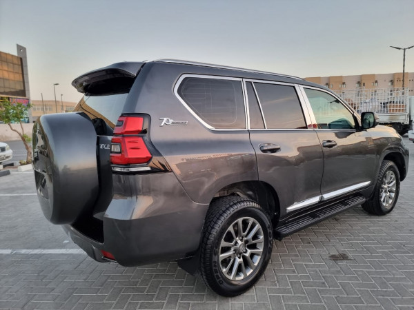Toyota LAND CRUISER PRADO 2011  Grey LHD Petrol AT SUV 4WD view 12