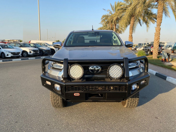 Toyota Hilux 2021  Silver RHD Diesel AT Pickup 4WD