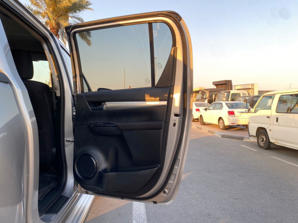 Toyota Hilux 2021  Silver RHD Diesel AT Pickup 4WD view 2