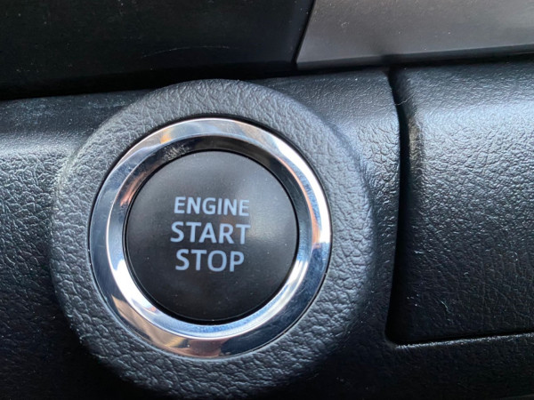 Toyota Hilux 2021  Silver RHD Diesel AT Pickup 4WD view 20