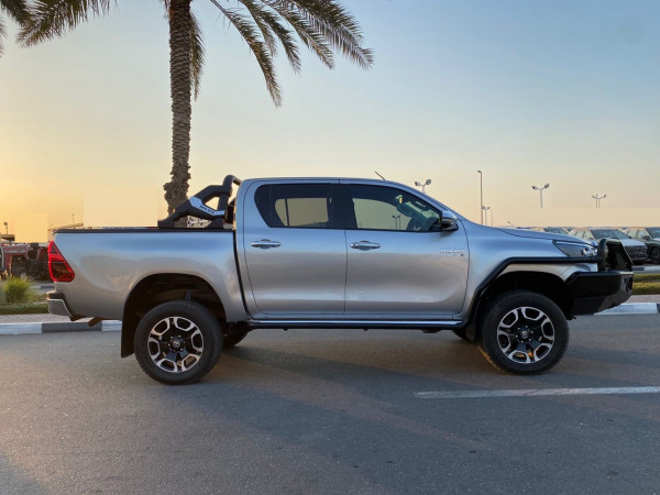Toyota Hilux 2021  Silver RHD Diesel AT Pickup 4WD view 29