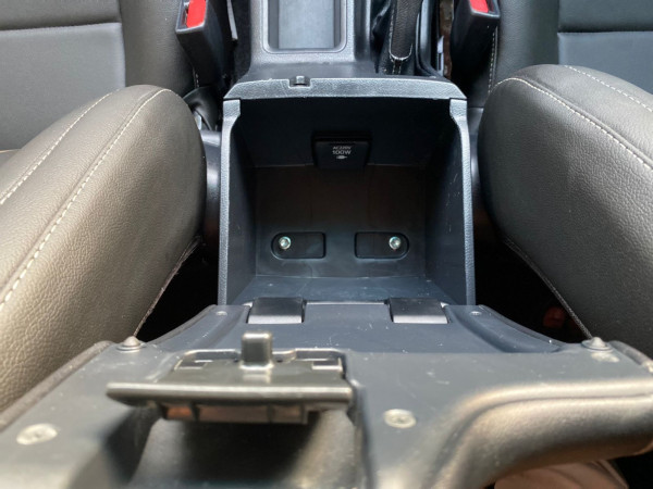 Toyota Hilux 2020/ Grey RHD Diesel AT Pickup 4WD view 17