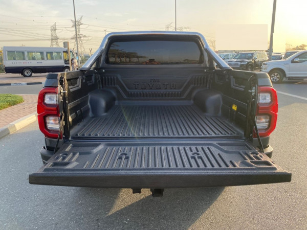 Toyota Hilux 2020/ Grey RHD Diesel AT Pickup 4WD view 35