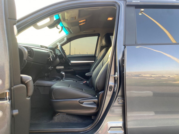 Toyota Hilux 2020/ Grey RHD Diesel AT Pickup 4WD view 36