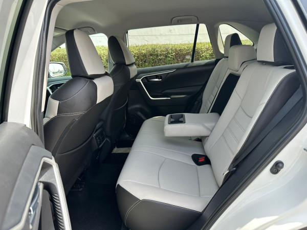 Toyota RAV 4 2020/ White LHD Petrol AT SUV 2WD view 4